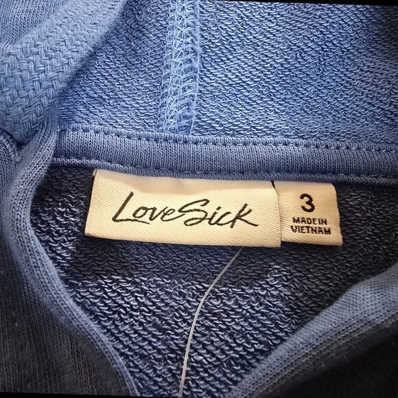 Torrid Love Sick Plus Size 3X Oversized Cropped Blue Hoodie Top NWT MSRP $49 - Picture 4 of 5